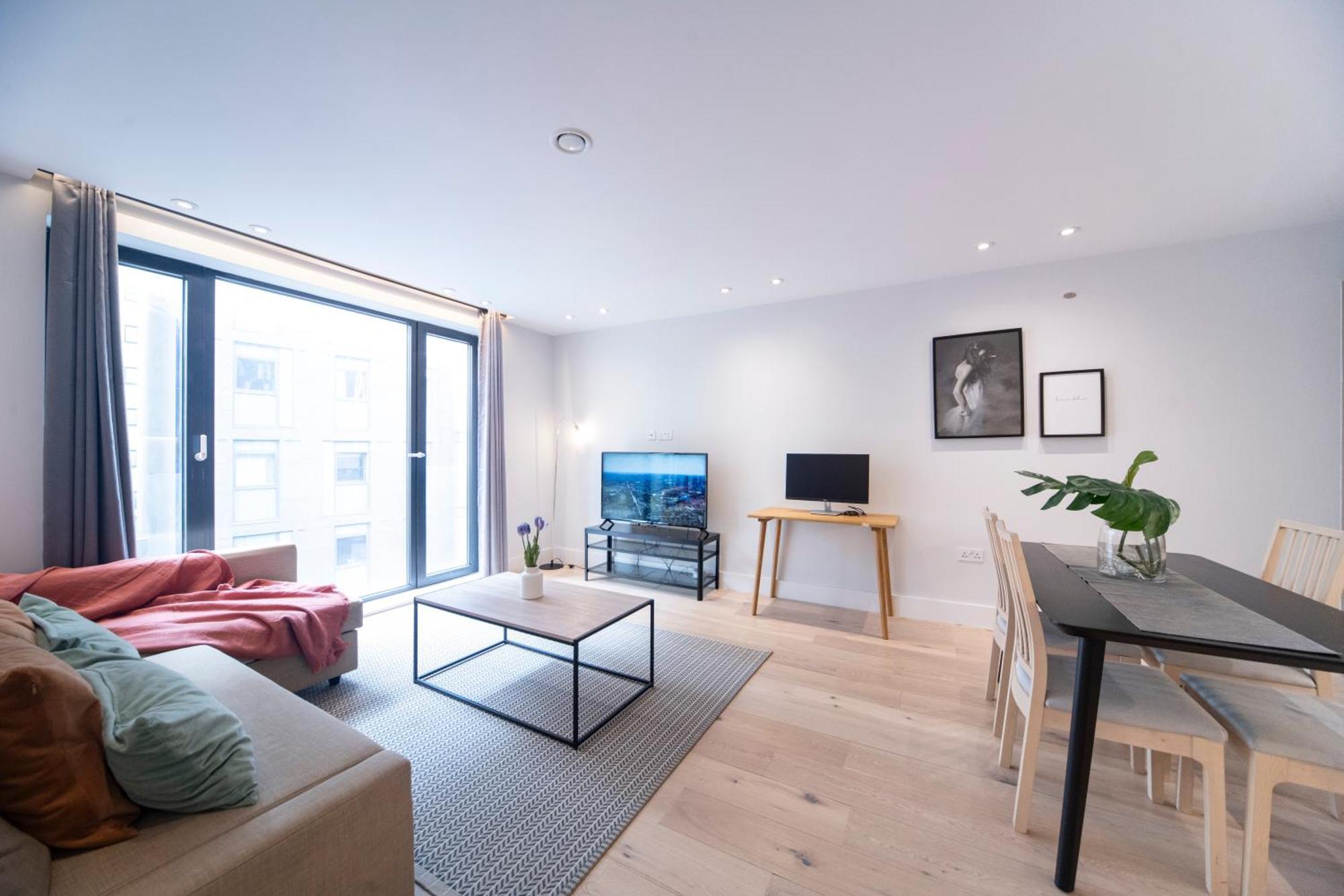 Apartament Lovely 1br - Zone 1 - Station Nearby *